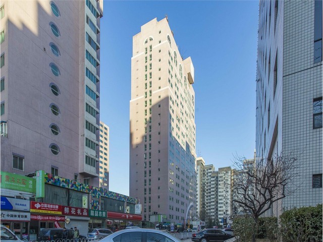 江苏压花不燃装饰板销售厂家